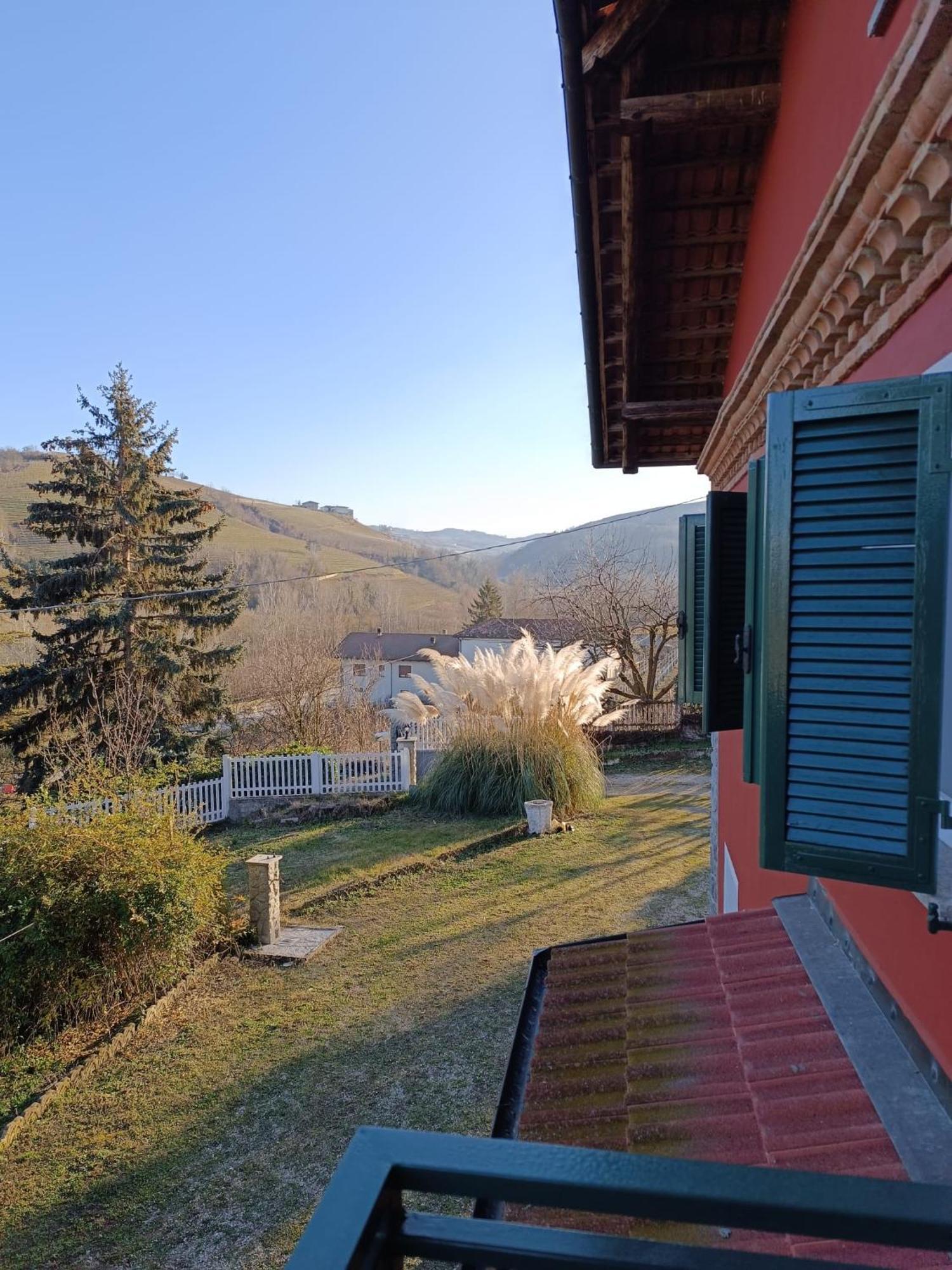 Bricco Nebbiolo Apartman Neviglie Kültér fotó